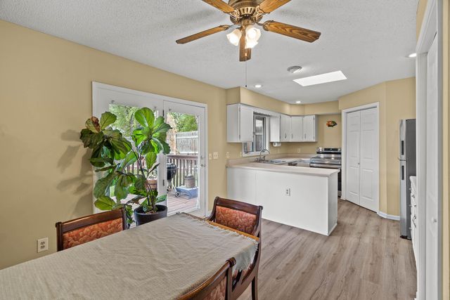 2601 HILLSHIRE DR, Columbia, MO 65203