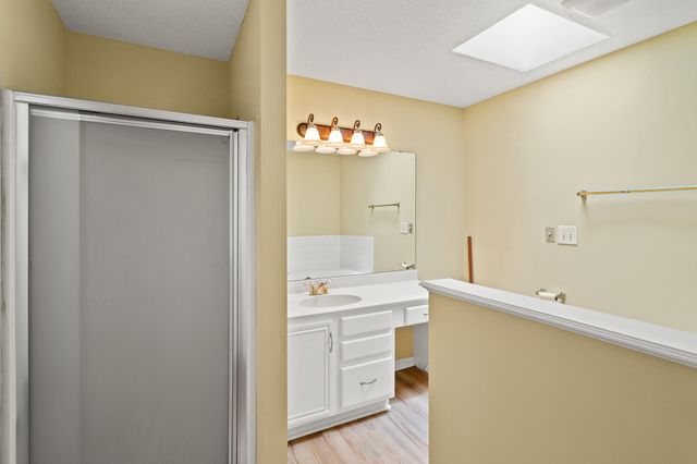 2601 HILLSHIRE DR, Columbia, MO 65203