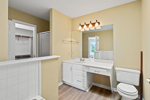 2601 HILLSHIRE DR, Columbia, MO 65203