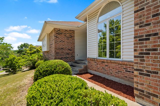2601 HILLSHIRE DR, Columbia, MO 65203