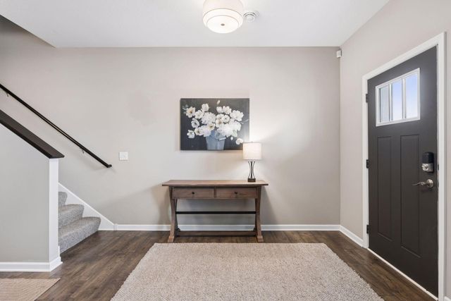 15452 Eames Way, Apple Valley, MN 55124