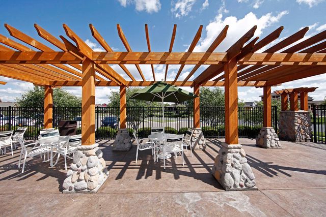 15452 Eames Way, Apple Valley, MN 55124