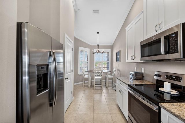 12710 SORRENTO WAY 204, Bradenton, FL 34211