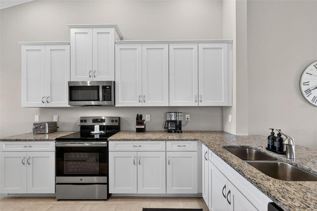 12710 SORRENTO WAY 204, Bradenton, FL 34211