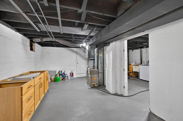 1069 Minnehaha Avenue W, Saint Paul, MN 55104