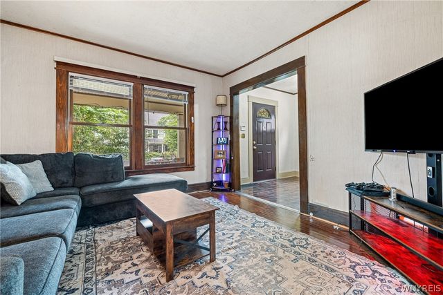 37 Fruehauf Avenue, Amherst, NY 14226