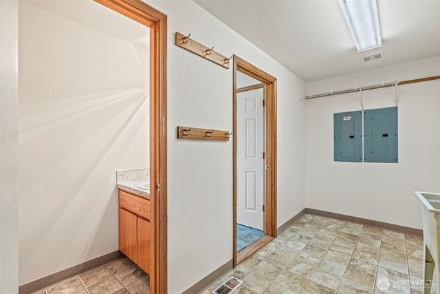 187 McClure, Winlock, WA 98596