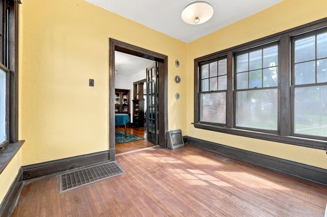 1916 E 13th Street, Des Moines, IA 50316