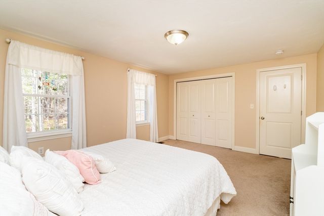 391 Franklin St 1, Hanson, MA 02341