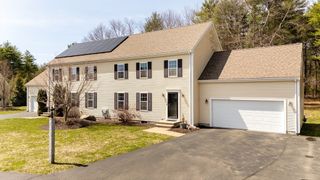 391 Franklin St 1, Hanson, MA 02341