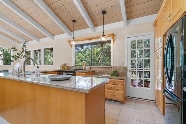 301 Canyon Oaks, Santa Cruz, CA 95065