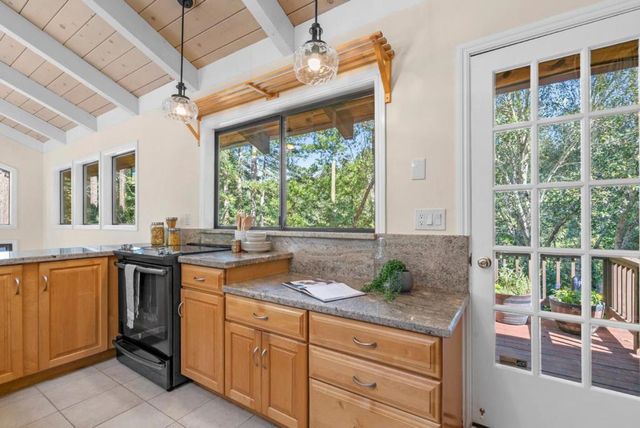 301 Canyon Oaks, Santa Cruz, CA 95065