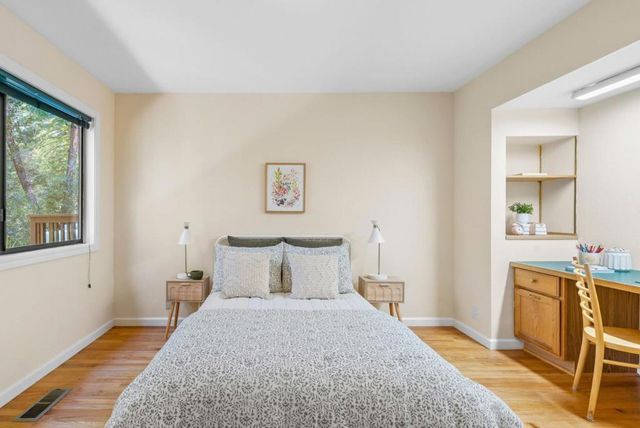 301 Canyon Oaks, Santa Cruz, CA 95065