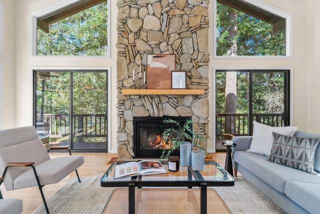 301 Canyon Oaks, Santa Cruz, CA 95065