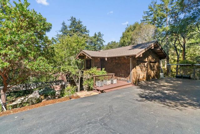 301 Canyon Oaks, Santa Cruz, CA 95065