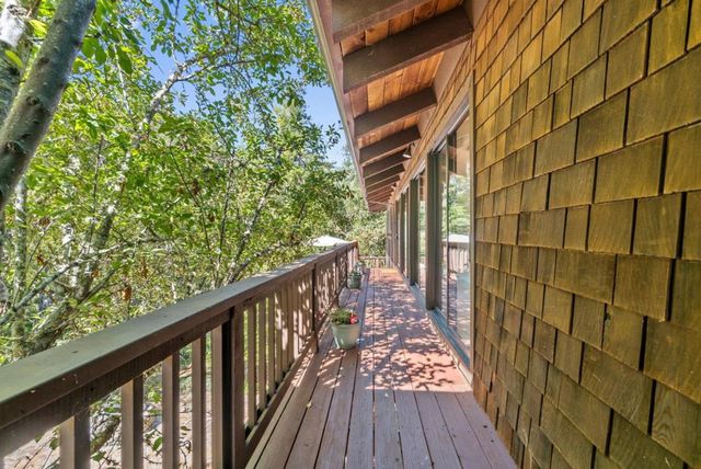 301 Canyon Oaks, Santa Cruz, CA 95065