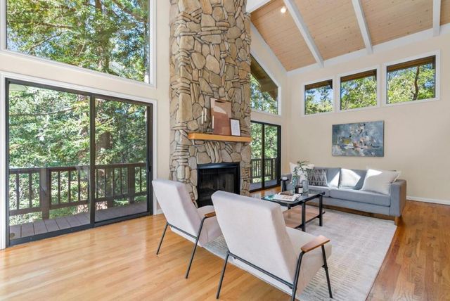 301 Canyon Oaks, Santa Cruz, CA 95065