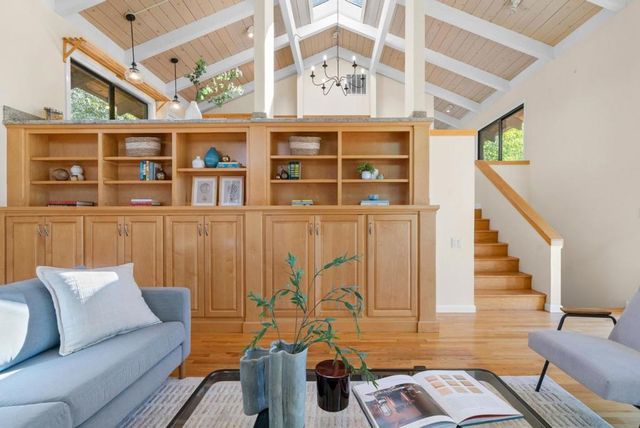 301 Canyon Oaks, Santa Cruz, CA 95065