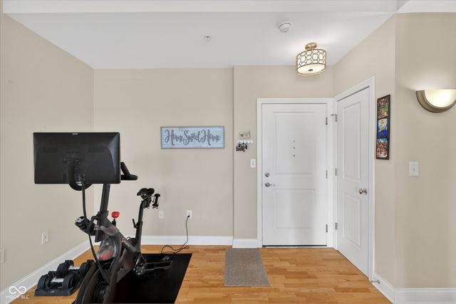 355 E Ohio Street 107, Indianapolis, IN 46204