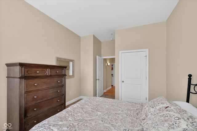 355 E Ohio Street 107, Indianapolis, IN 46204