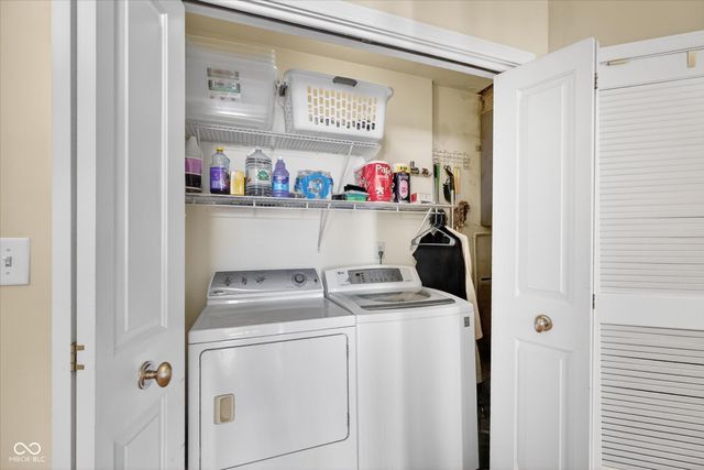 355 E Ohio Street 107, Indianapolis, IN 46204