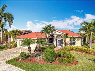 20626 Dennisport LN, North Fort Myers, FL 33917