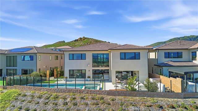 20138 W Marlow, Porter Ranch, CA 91326
