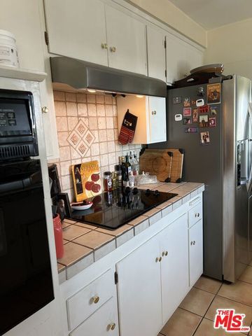 5402 W 57th Street, Los Angeles, CA 90056
