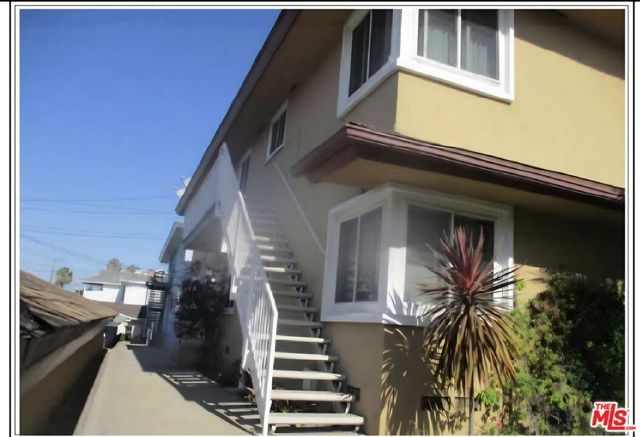 5402 W 57th Street, Los Angeles, CA 90056