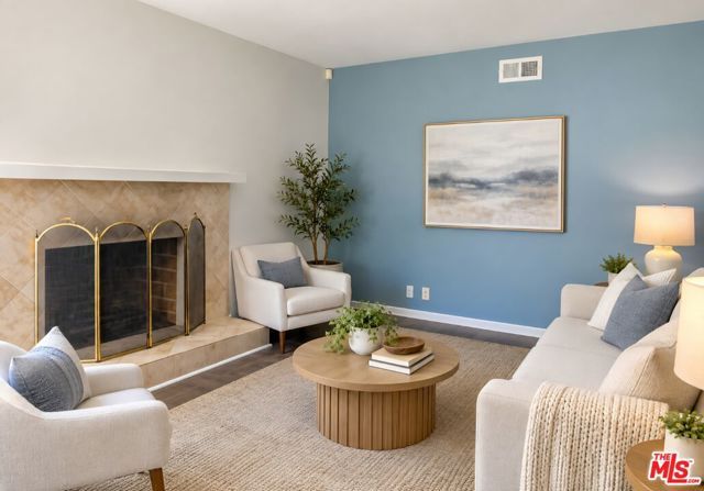 5402 W 57th Street, Los Angeles, CA 90056