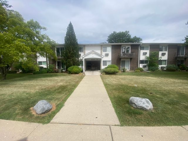 9581 DEE Road 2L, Des Plaines, IL 60016