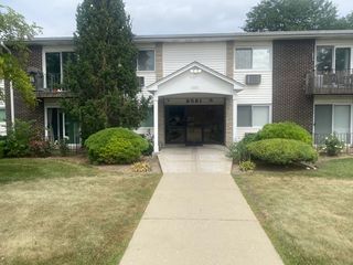 9581 DEE Road 2L, Des Plaines, IL 60016