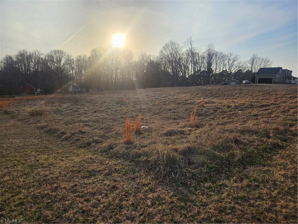232 Chickasaw Drive, Reidsville, NC 27320