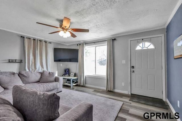 5716 Orchard Avenue, Omaha, NE 68117