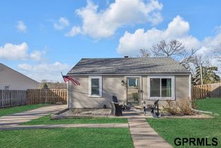 5716 Orchard Avenue, Omaha, NE 68117