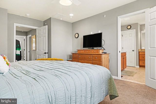 1728 BEACON LN, Warrington, PA 18976