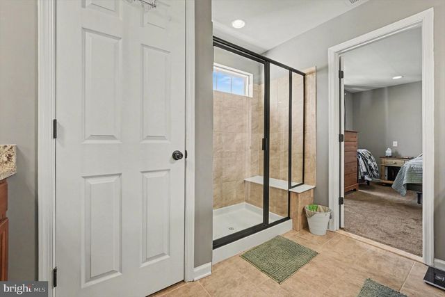 1728 BEACON LN, Warrington, PA 18976