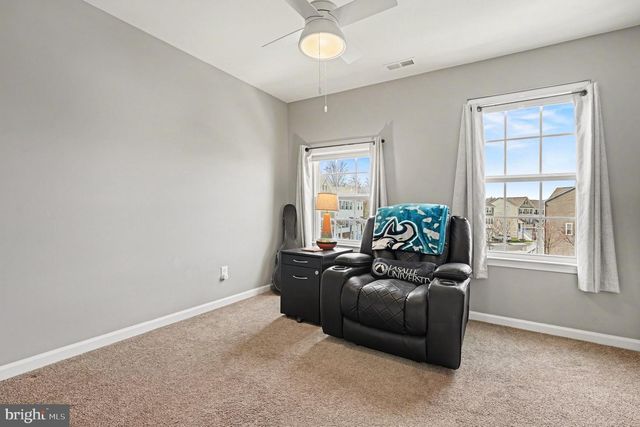 1728 BEACON LN, Warrington, PA 18976