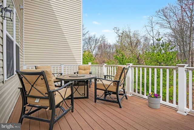 1728 BEACON LN, Warrington, PA 18976