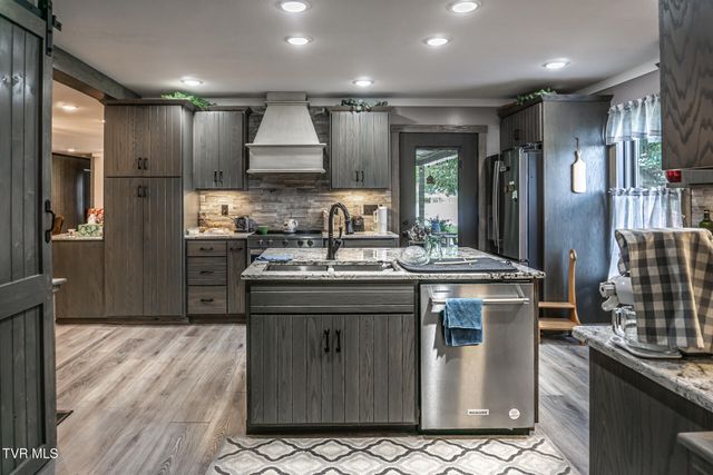 97 Sunrise Avenue, Greeneville, TN 37745