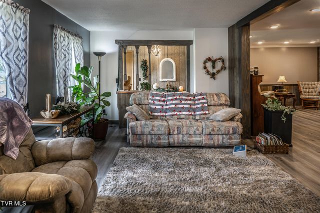 97 Sunrise Avenue, Greeneville, TN 37745