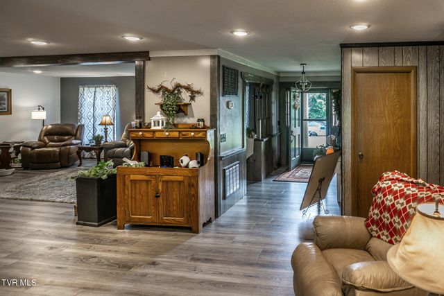 97 Sunrise Avenue, Greeneville, TN 37745