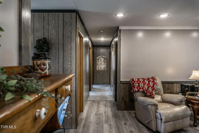 97 Sunrise Avenue, Greeneville, TN 37745