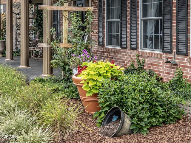97 Sunrise Avenue, Greeneville, TN 37745