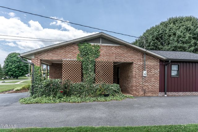 97 Sunrise Avenue, Greeneville, TN 37745