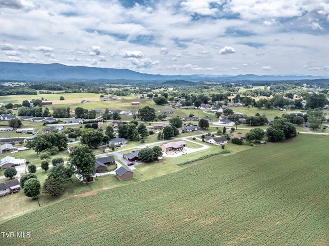 97 Sunrise Avenue, Greeneville, TN 37745
