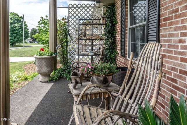 97 Sunrise Avenue, Greeneville, TN 37745