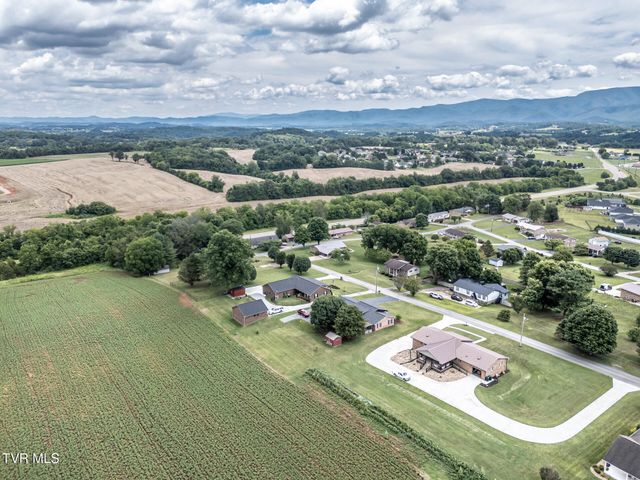 97 Sunrise Avenue, Greeneville, TN 37745
