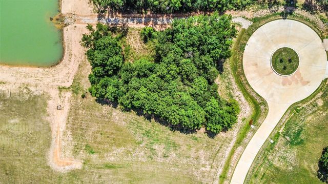 201 Rolling Oaks Drive, Hockley, TX 77447