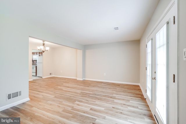 4617 WHITAKER PL, Woodbridge, VA 22193